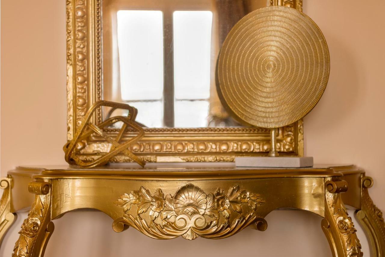Anaria Gold Suite Ermoupoli Exterior photo